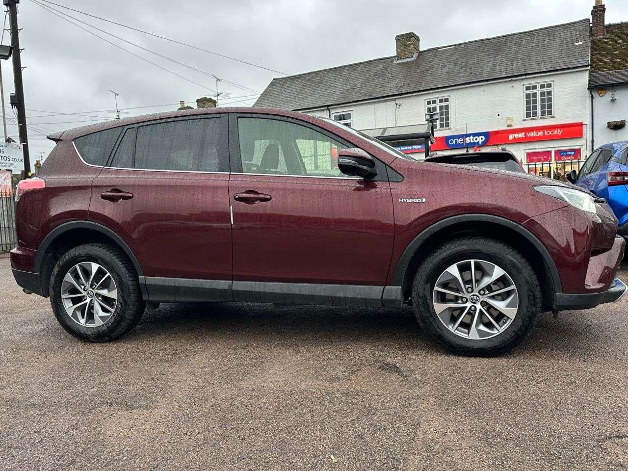 A 2016 TOYOTA RAV4 2.5 VVT-h BUSINESS EDITION PLUS SUV 5dr HYBRID CVT EURO 6 (s/s) (SAFETY SEN A 2016 TOYOTA RAV4 2.5 VVT-h BUSINESS EDITION PLUS SUV 5dr HYBRID CVT EURO 6 (s/s) (SAFETY SEN