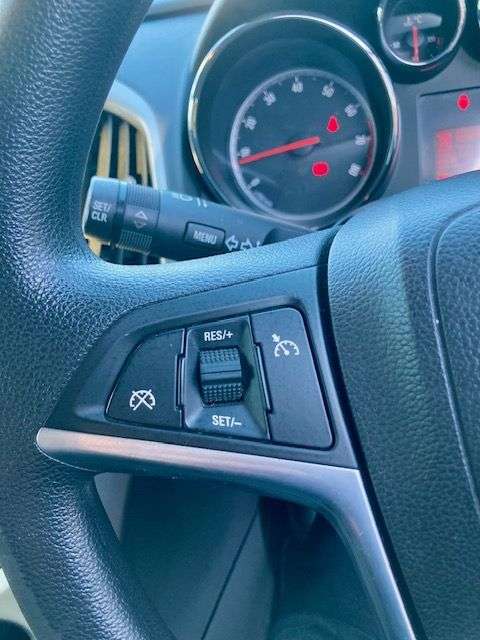 2011 VAUXHALL ASTRA 2011 VAUXHALL ASTRA