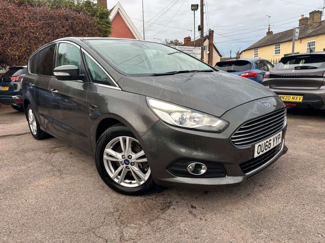 A 2016 FORD S-MAX 2.0 TDCi TITANIUM MPV 5dr DIESEL EURO 6 (s/s) (150 ps) SONY SAT NAV A 2016 FORD S-MAX 2.0 TDCi TITANIUM MPV 5dr DIESEL EURO 6 (s/s) (150 ps) SONY SAT NAV