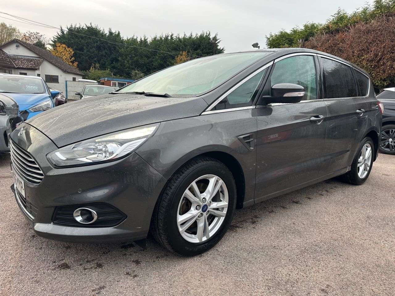 A 2016 FORD S-MAX 2.0 TDCi TITANIUM MPV 5dr DIESEL EURO 6 (s/s) (150 ps) SONY SAT NAV A 2016 FORD S-MAX 2.0 TDCi TITANIUM MPV 5dr DIESEL EURO 6 (s/s) (150 ps) SONY SAT NAV