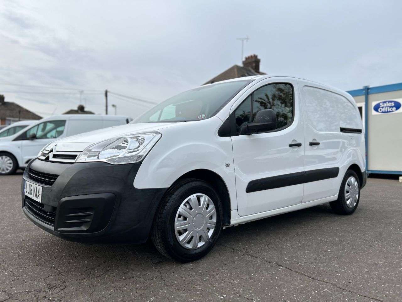 A 2018 CITROEN BERLINGO 1.6BlueHDi 625 LX P/V 5dr SWB 100bhp ONE OWNER, 7 SERVICES A 2018 CITROEN BERLINGO 1.6BlueHDi 625 LX P/V 5dr SWB 100bhp ONE OWNER, 7 SERVICES