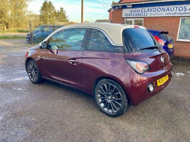 A 2013 VAUXHALL ADAM 1.4 16v GLAM HATCHBACK 3dr PETROL (87 ps) A 2013 VAUXHALL ADAM 1.4 16v GLAM HATCHBACK 3dr PETROL (87 ps)