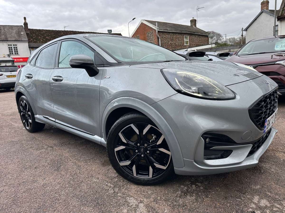 Check out this Ford Puma 2022 Petrol Manual