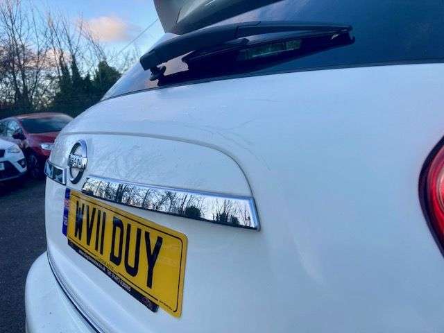 2011 NISSAN JUKE 2011 NISSAN JUKE