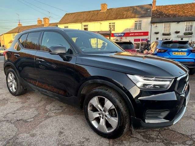 2018 VOLVO XC40 2018 VOLVO XC40
