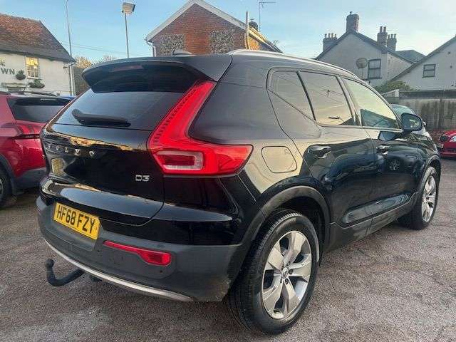 2018 VOLVO XC40 2018 VOLVO XC40