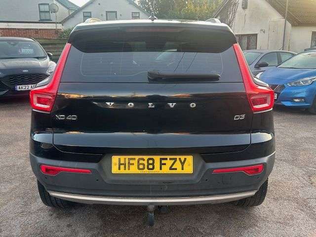 2018 VOLVO XC40 2018 VOLVO XC40