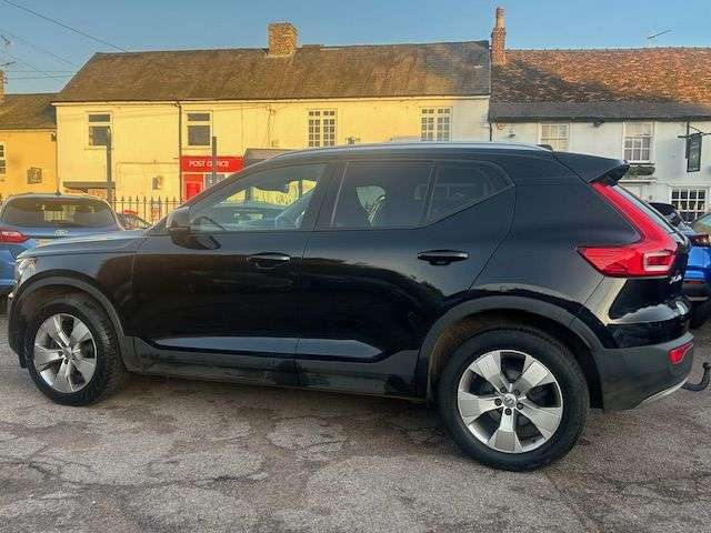 2018 VOLVO XC40 2018 VOLVO XC40