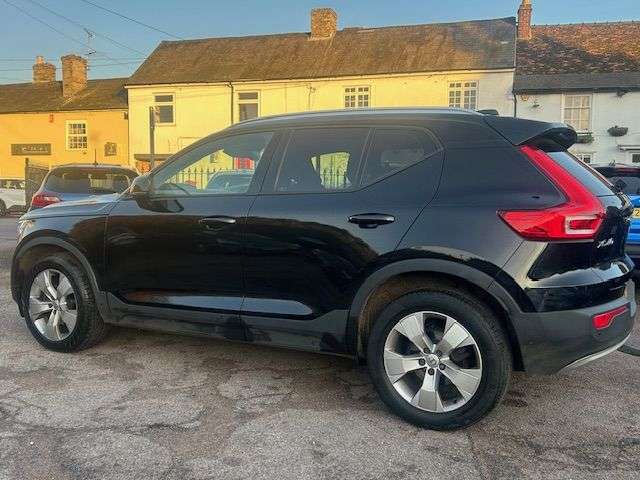 2018 VOLVO XC40 2018 VOLVO XC40