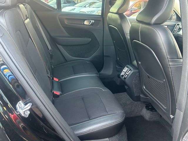 2018 VOLVO XC40 2018 VOLVO XC40