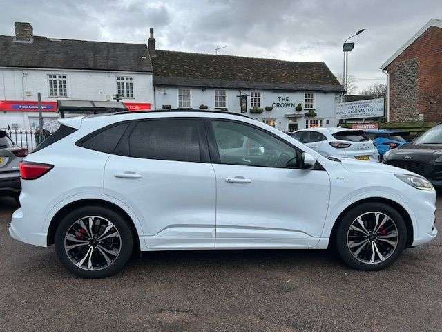 A 2022 FORD KUGA 1.5 ECOBLUE ST-LINE X EDITION SUV 5dr DIESEL EURO 6 (s/s) WINTER PACK A 2022 FORD KUGA 1.5 ECOBLUE ST-LINE X EDITION SUV 5dr DIESEL EURO 6 (s/s) WINTER PACK