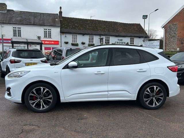 A 2022 FORD KUGA 1.5 ECOBLUE ST-LINE X EDITION SUV 5dr DIESEL EURO 6 (s/s) WINTER PACK A 2022 FORD KUGA 1.5 ECOBLUE ST-LINE X EDITION SUV 5dr DIESEL EURO 6 (s/s) WINTER PACK