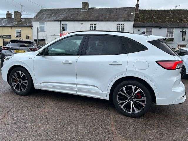 2022 FORD KUGA 2022 FORD KUGA