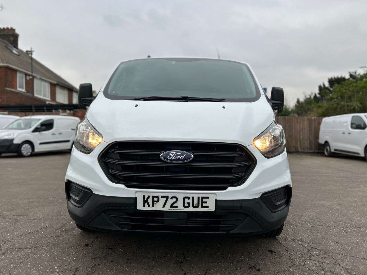 A 2022 FORD TRANSIT CUSTOM 2.0TDCI 320 EcoBlue LEADER DCIV 5dr L2H1 FINE EXAMPLE, 4 SERVICES WETBELT R A 2022 FORD TRANSIT CUSTOM 2.0TDCI 320 EcoBlue LEADER DCIV 5dr L2H1 FINE EXAMPLE, 4 SERVICES WETBELT R