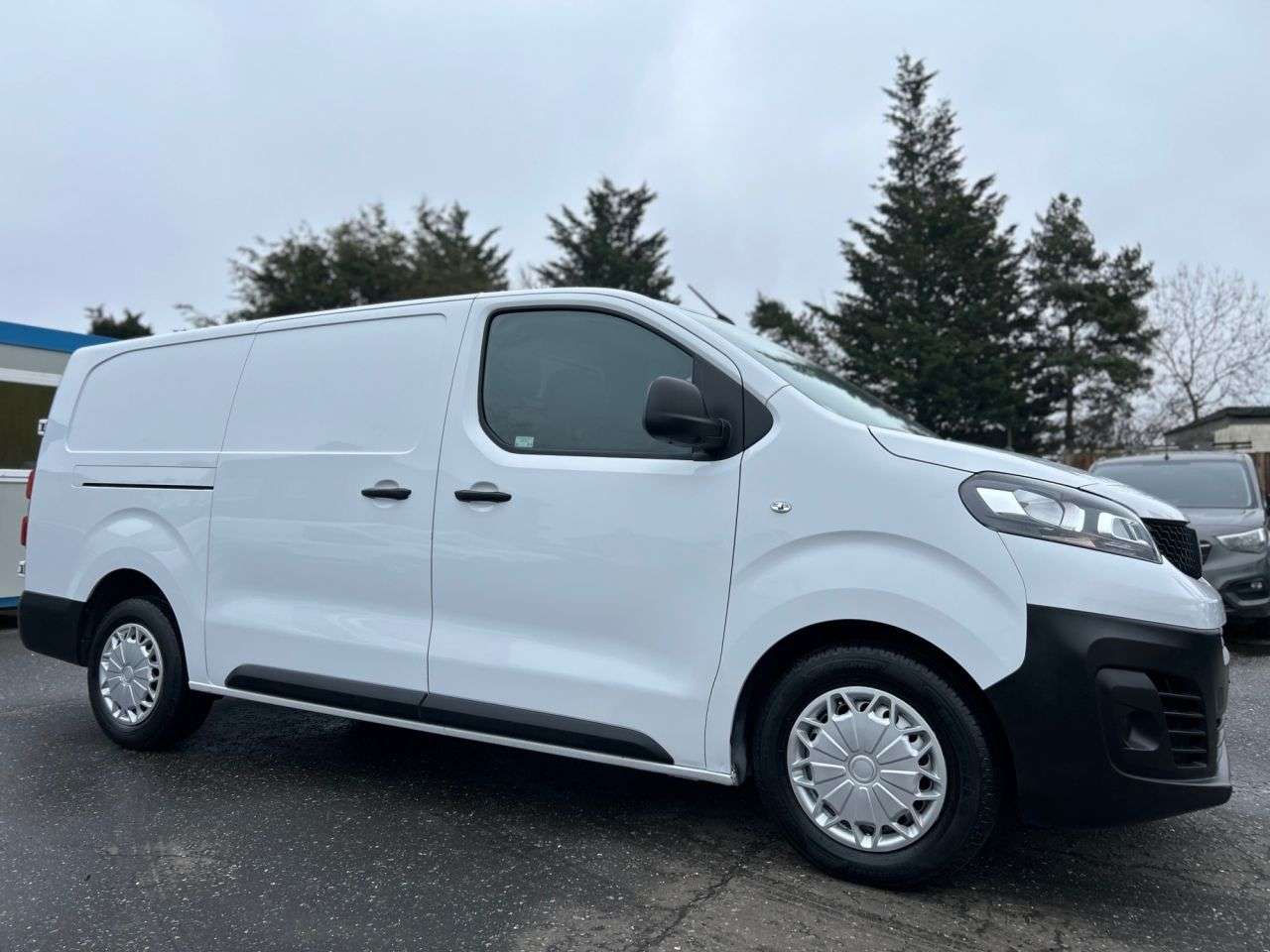 A 2022 FIAT SCUDO 2.0Multijet TECNICO P/V 6dr LWB ONE OWNER, 3 SERVICES A 2022 FIAT SCUDO 2.0Multijet TECNICO P/V 6dr LWB ONE OWNER, 3 SERVICES