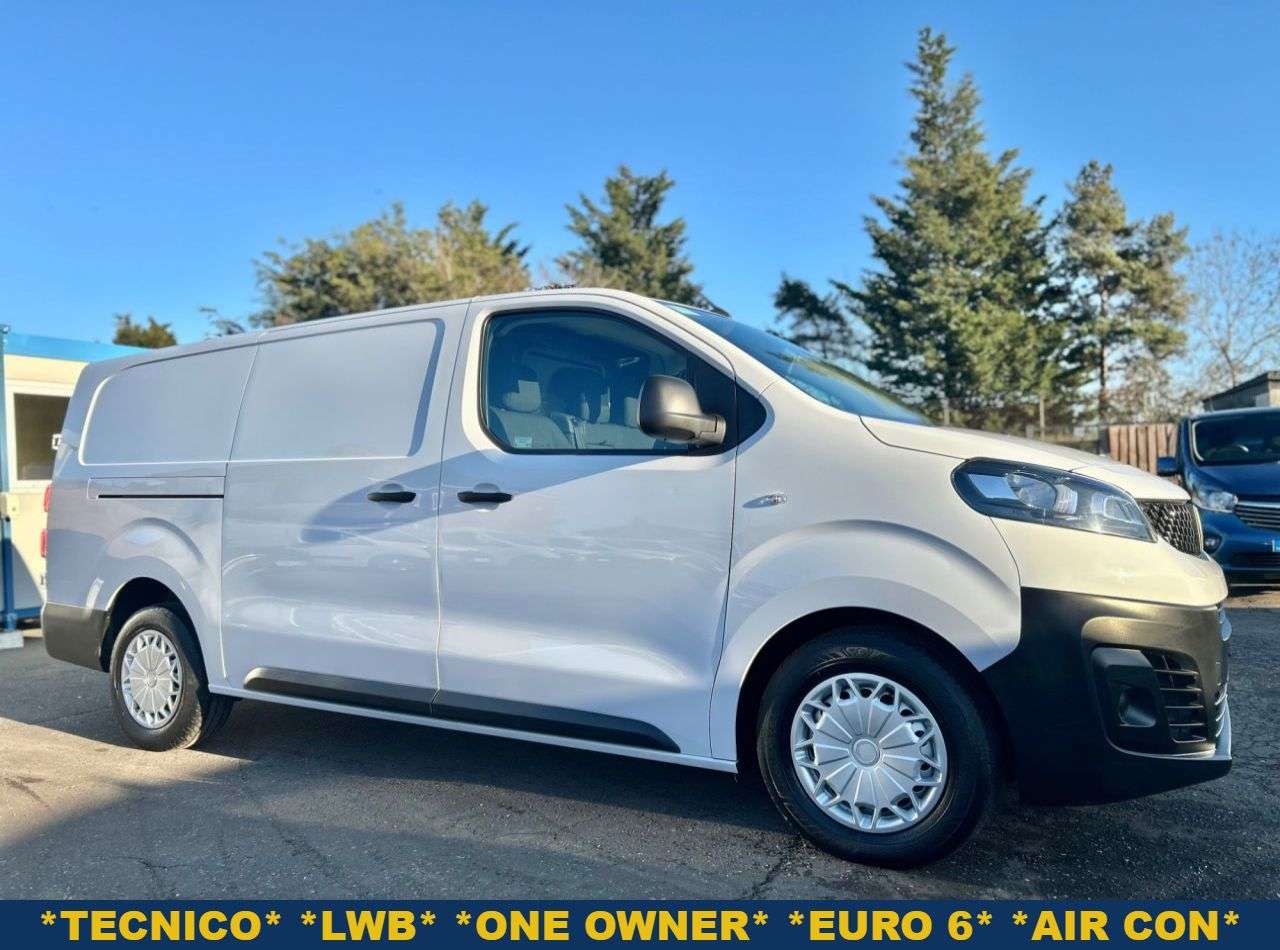 A 2022 FIAT SCUDO 2.0Multijet TECNICO P/V 6dr LWB ONE OWNER, SERVICE HISTORY A 2022 FIAT SCUDO 2.0Multijet TECNICO P/V 6dr LWB ONE OWNER, SERVICE HISTORY