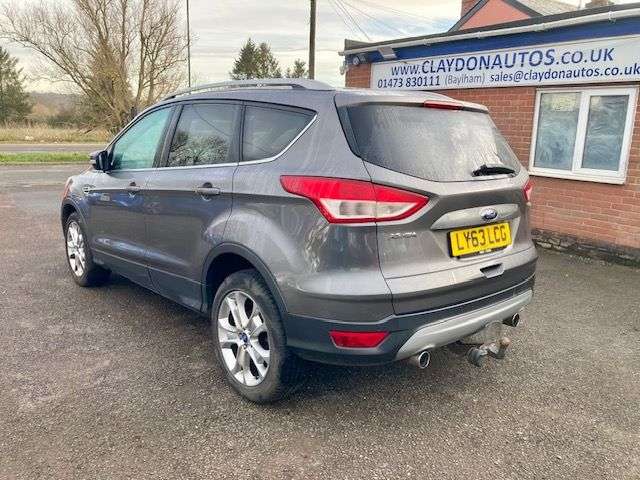 A 2014 FORD KUGA 2.0 TDCi TiITANIUM SUV 5dr DIESEL (140 ps) A 2014 FORD KUGA 2.0 TDCi TiITANIUM SUV 5dr DIESEL (140 ps)