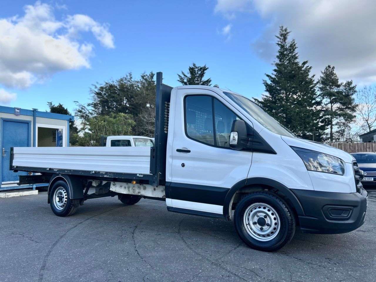 A 2022 FORD TRANSIT 2.0TDCI 350 EcoBlue LEADER CHASSIS CAB 2dr FWD L3H1 ONE OWNER, 2 SERVICES A 2022 FORD TRANSIT 2.0TDCI 350 EcoBlue LEADER CHASSIS CAB 2dr FWD L3H1 ONE OWNER, 2 SERVICES