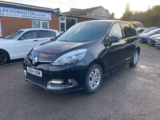 A 2014 RENAULT SCENIC 1.5 dCi ENERGY DYNAMIQUE TOM TOM MPV 5dr DIESEL (s/s) (110 ps) NEW MOT AND A 2014 RENAULT SCENIC 1.5 dCi ENERGY DYNAMIQUE TOM TOM MPV 5dr DIESEL (s/s) (110 ps) NEW MOT AND