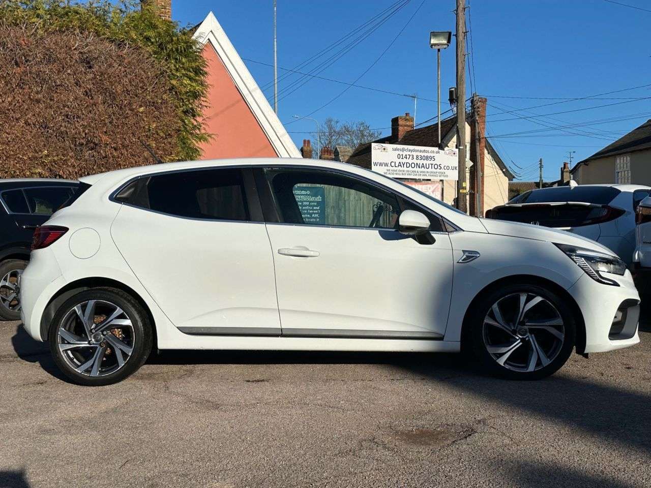 A 2020 RENAULT CLIO 1.0 TCe RS LINE HATCHBACK 5dr EURO 6 (s/s) (100 ps) A 2020 RENAULT CLIO 1.0 TCe RS LINE HATCHBACK 5dr EURO 6 (s/s) (100 ps)