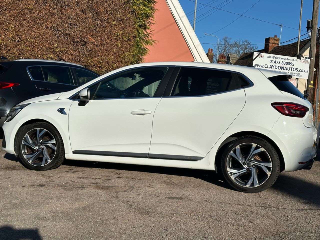 2020 RENAULT CLIO 2020 RENAULT CLIO