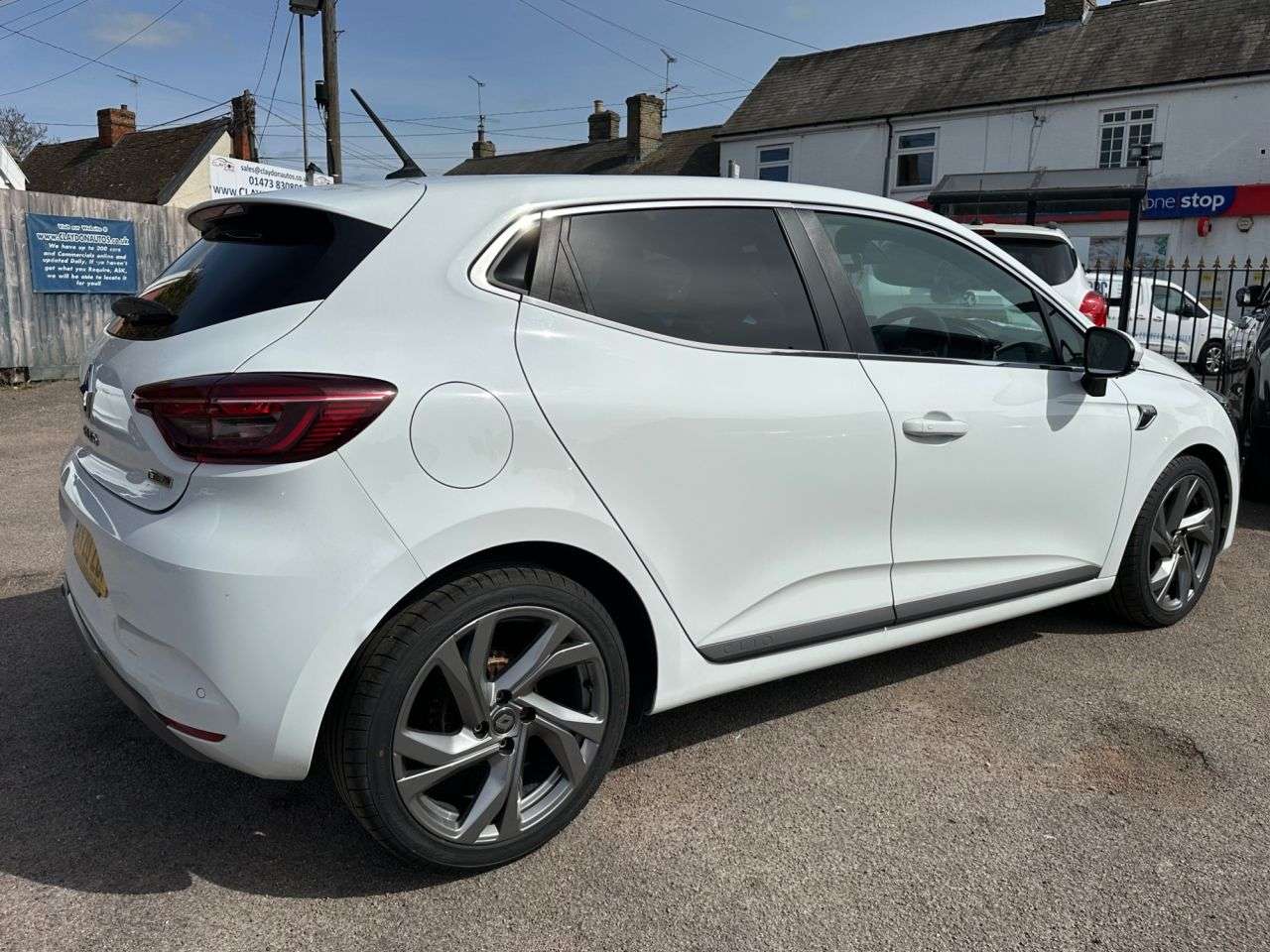 2020 RENAULT CLIO 2020 RENAULT CLIO