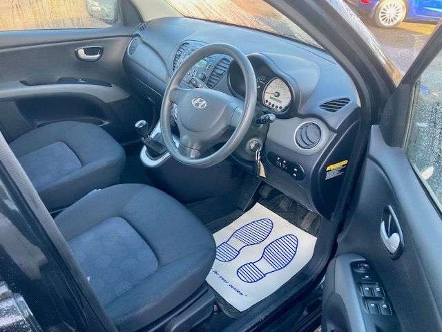 A 2008 HYUNDAI I10 1.1 STYLE 5dr PETROL MANUAL WITH SERVICE HISTORY A 2008 HYUNDAI I10 1.1 STYLE 5dr PETROL MANUAL WITH SERVICE HISTORY