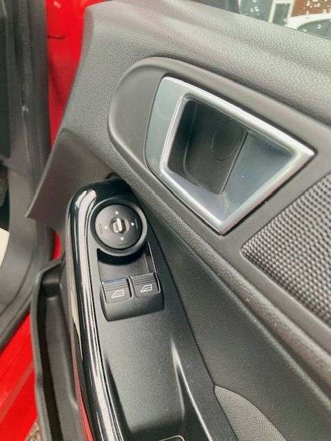 2013 FORD FIESTA 2013 FORD FIESTA