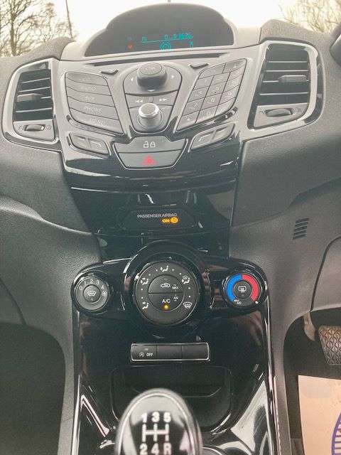 2013 FORD FIESTA 2013 FORD FIESTA