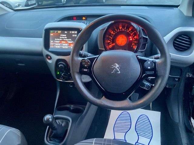 2017 PEUGEOT 108 2017 PEUGEOT 108