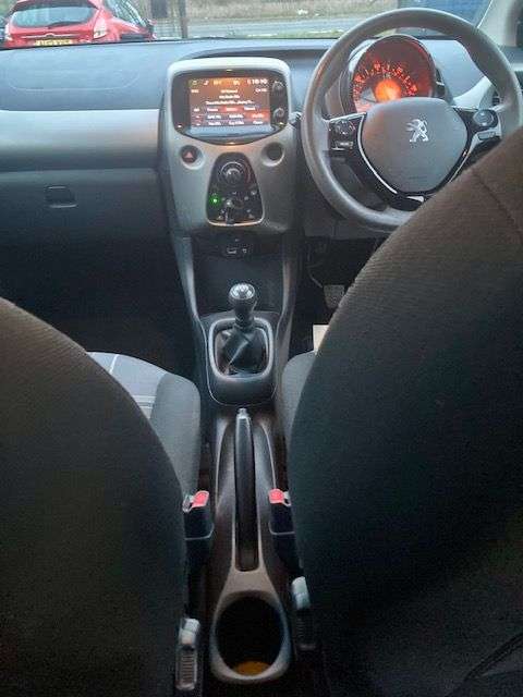 2017 PEUGEOT 108 2017 PEUGEOT 108