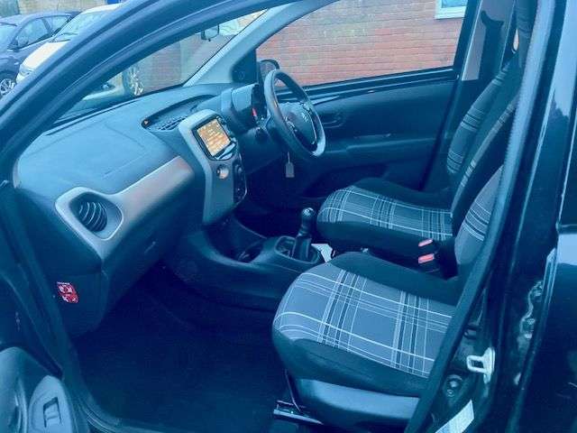 2017 PEUGEOT 108 2017 PEUGEOT 108