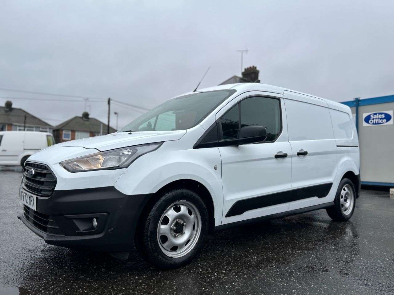 A 2023 FORD TRANSIT CONNECT 1.0 220 EcoBoost LEADER P/V 5dr PETROL L2 ONE OWNER, SERVICE HISTORY A 2023 FORD TRANSIT CONNECT 1.0 220 EcoBoost LEADER P/V 5dr PETROL L2 ONE OWNER, SERVICE HISTORY
