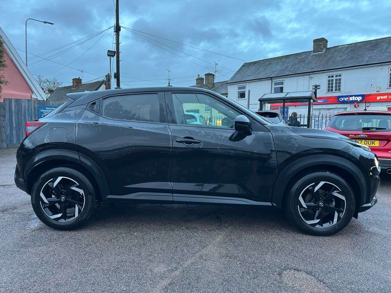 A 2022 NISSAN JUKE 1.0 DIG-T N-CONNECTA SUV 5dr PETROL MANUAL EURO 6 (s/s) (114 p) A 2022 NISSAN JUKE 1.0 DIG-T N-CONNECTA SUV 5dr PETROL MANUAL EURO 6 (s/s) (114 p)