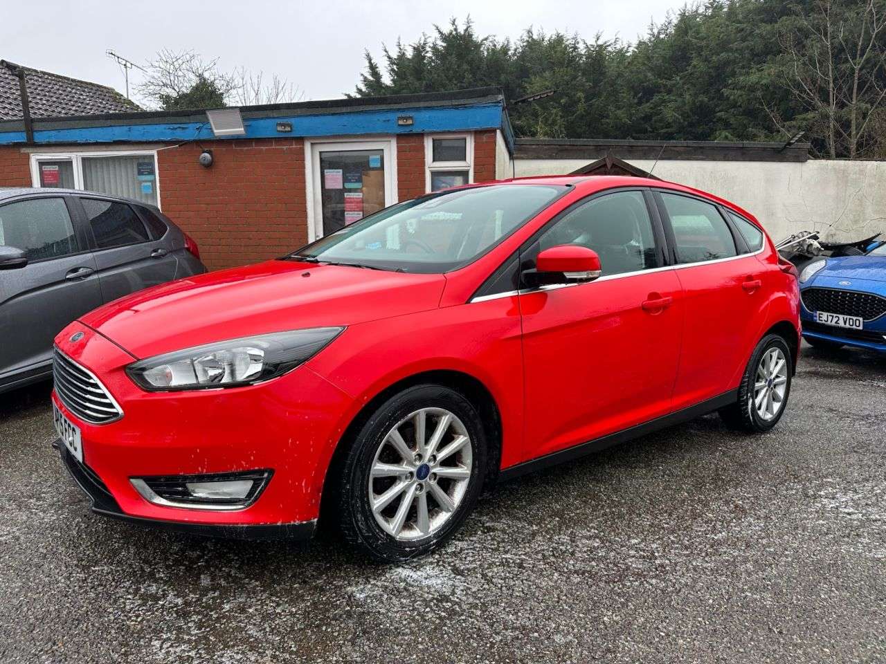 A 2015 FORD FOCUS 1.0T ECOBOOST TITANIUM HATCHBACK 5dr MANUAL EURO 6 (s/s) NEW WET BELT AND S A 2015 FORD FOCUS 1.0T ECOBOOST TITANIUM HATCHBACK 5dr MANUAL EURO 6 (s/s) NEW WET BELT AND S