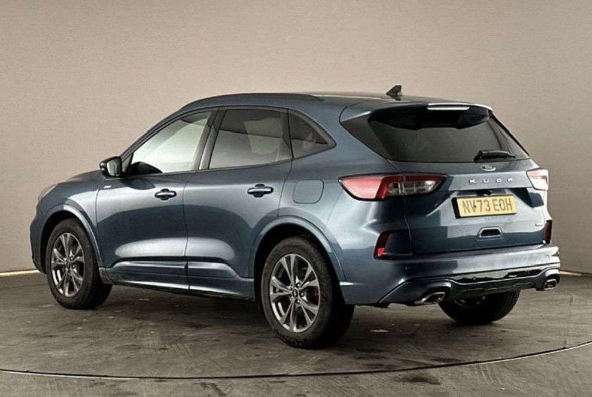 A 2023 FORD KUGA 2.5h DURATEC ST-LINE EDITION SUV 5dr PETROL HYBRID CVT EURO 6 (s/s) (190 ps A 2023 FORD KUGA 2.5h DURATEC ST-LINE EDITION SUV 5dr PETROL HYBRID CVT EURO 6 (s/s) (190 ps