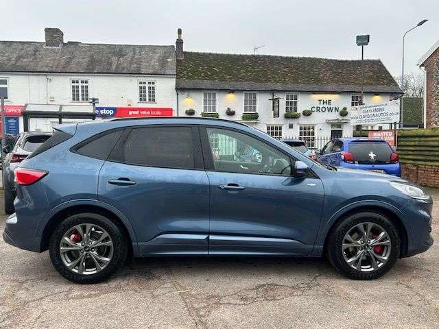 A 2023 FORD KUGA 2.5h DURATEC ST-LINE EDITION SUV 5dr PETROL HYBRID CVT EURO 6 (s/s) (190 ps A 2023 FORD KUGA 2.5h DURATEC ST-LINE EDITION SUV 5dr PETROL HYBRID CVT EURO 6 (s/s) (190 ps