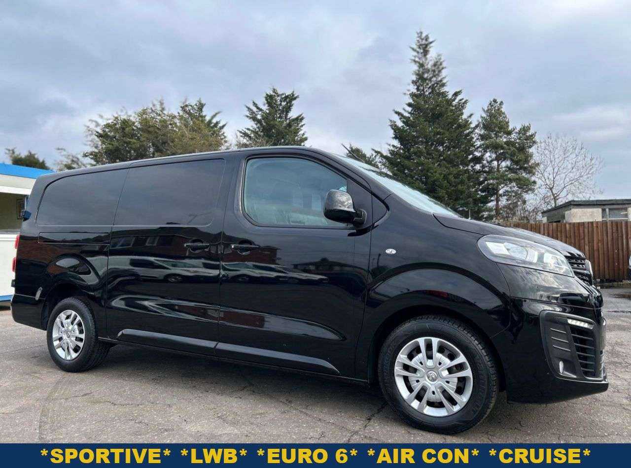 A 2020 VAUXHALL VIVARO 2.0D Turbo 3100 SPORTIVE P/V 6dr L2H1 FINE EXAMPLE, 5 SERVICE STAMPS A 2020 VAUXHALL VIVARO 2.0D Turbo 3100 SPORTIVE P/V 6dr L2H1 FINE EXAMPLE, 5 SERVICE STAMPS