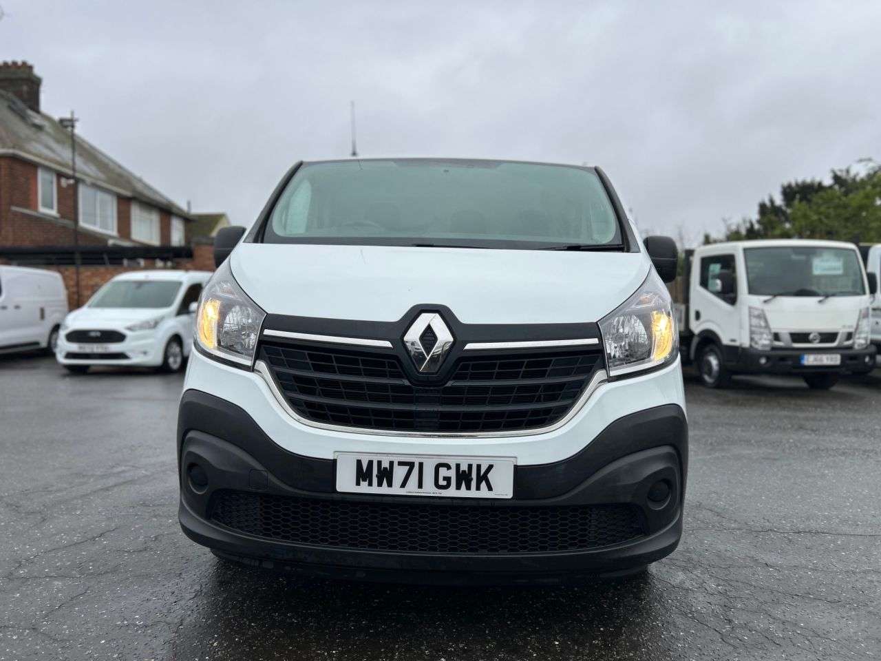 A 2021 RENAULT TRAFIC 2.0dCi ENERGY SL28 BUSINESS P/V 5dr SWB L1H1 ONE OWNER, 2 SERVICES A 2021 RENAULT TRAFIC 2.0dCi ENERGY SL28 BUSINESS P/V 5dr SWB L1H1 ONE OWNER, 2 SERVICES