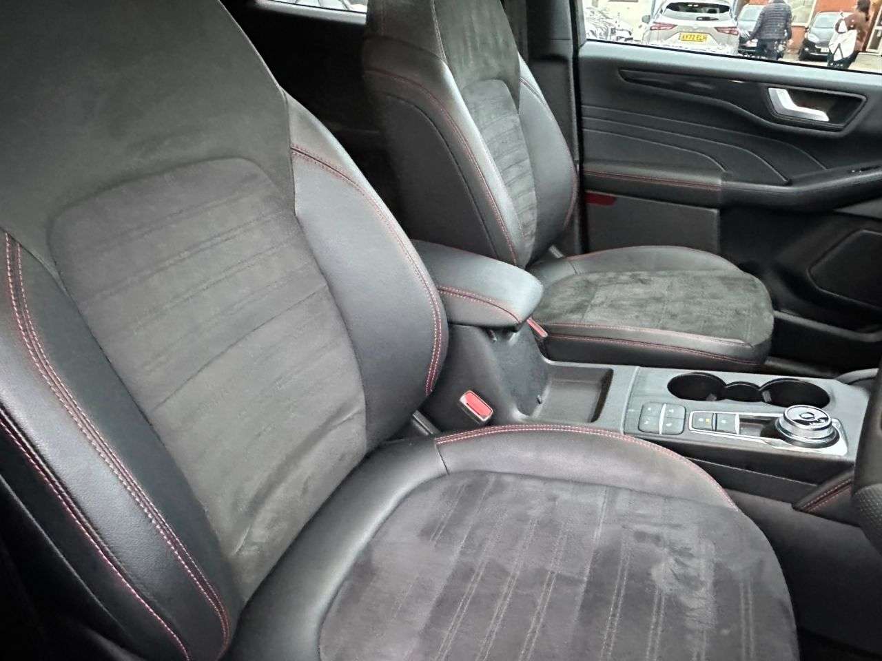 2022 FORD KUGA 2022 FORD KUGA