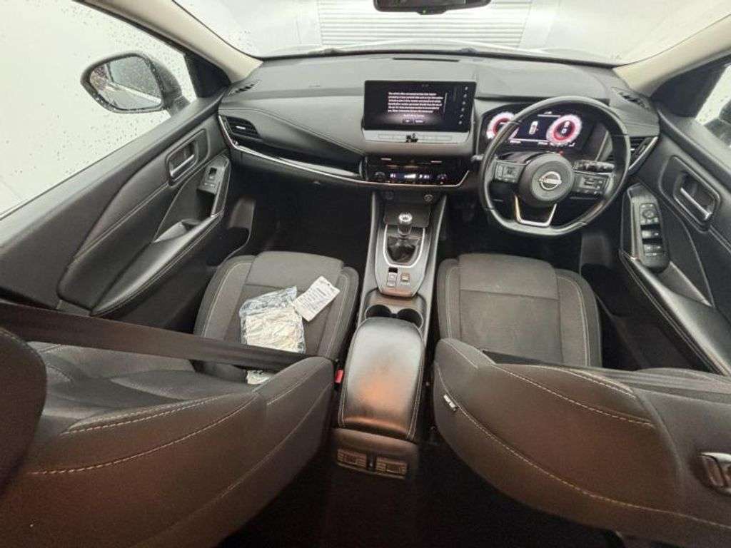 A 2022 NISSAN QASHQAI 1.3 DIG-T MHEV N-CONNECTA SUV 5dr PETROL HYBRID EURO 6 (s/s) (140 ps) A 2022 NISSAN QASHQAI 1.3 DIG-T MHEV N-CONNECTA SUV 5dr PETROL HYBRID EURO 6 (s/s) (140 ps)