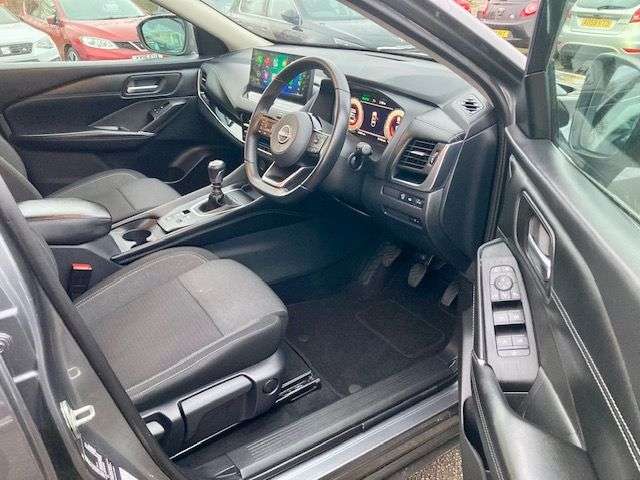 A 2022 NISSAN QASHQAI 1.3 DIG-T MHEV N-CONNECTA SUV 5dr PETROL HYBRID EURO 6 (s/s) (140 ps) A 2022 NISSAN QASHQAI 1.3 DIG-T MHEV N-CONNECTA SUV 5dr PETROL HYBRID EURO 6 (s/s) (140 ps)