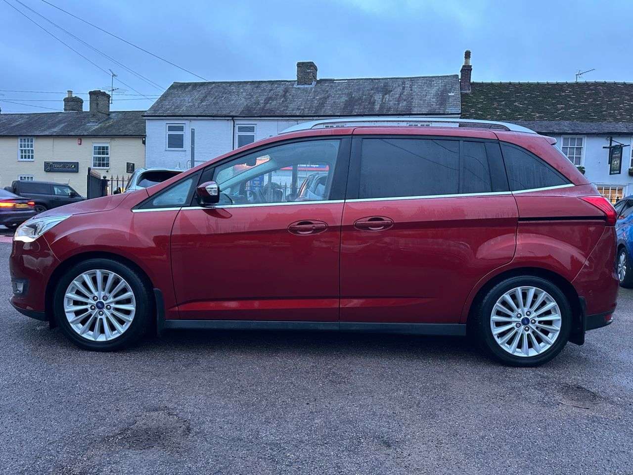 A 2016 FORD GRAND C-MAX 1.5 TDCi TITANIUM MPV 5dr DIESEL MANUAL EURO 6 (s/s) (120 ps) 7 SEATS A 2016 FORD GRAND C-MAX 1.5 TDCi TITANIUM MPV 5dr DIESEL MANUAL EURO 6 (s/s) (120 ps) 7 SEATS