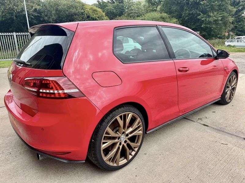 2015 VOLKSWAGEN GOLF 2015 VOLKSWAGEN GOLF