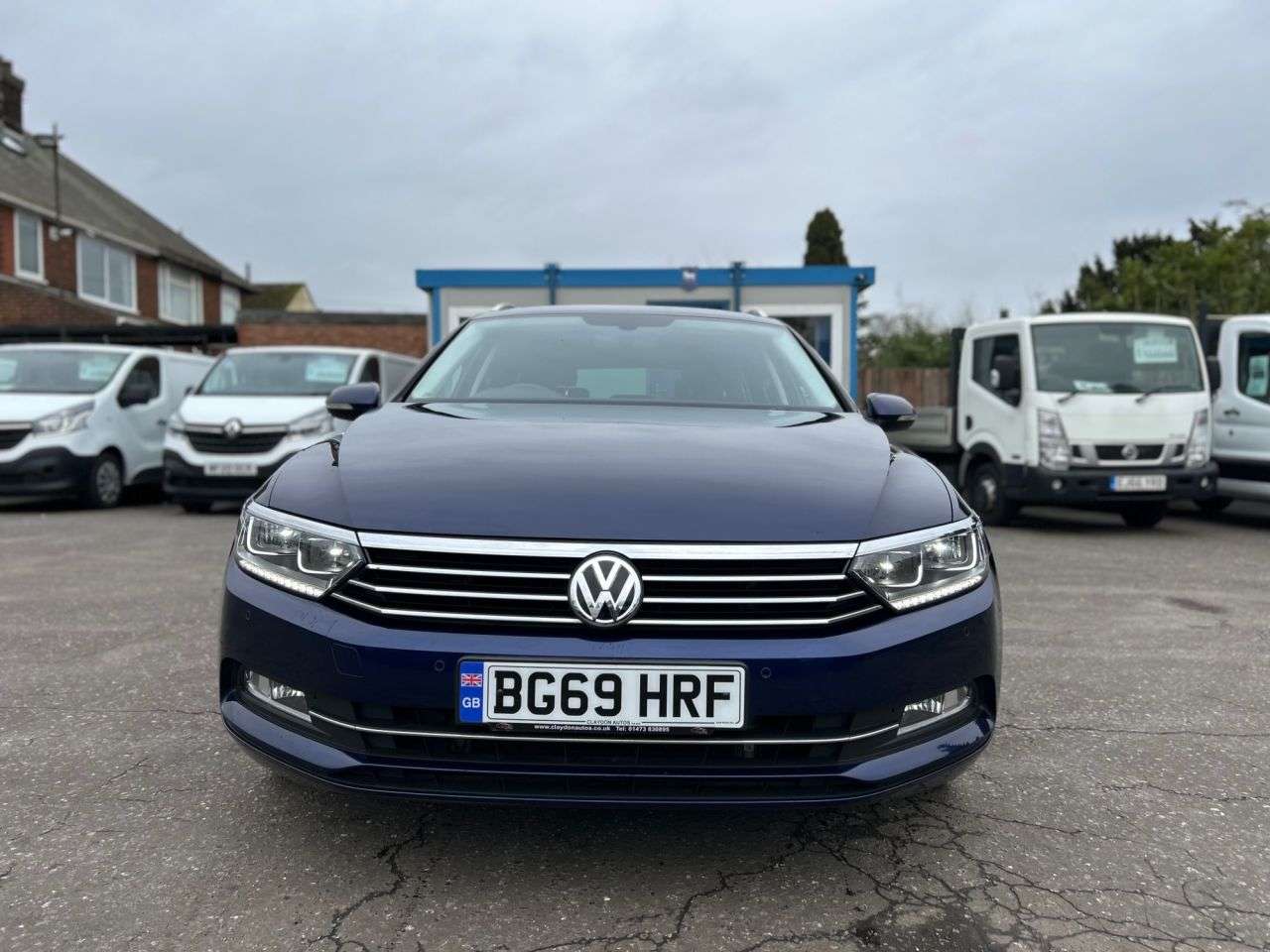 A 2019 VOLKSWAGEN PASSAT 2.0TDI SE BUSINESS ESTATE 5dr VERY FINE EXAMPLE, 7 SERVICES A 2019 VOLKSWAGEN PASSAT 2.0TDI SE BUSINESS ESTATE 5dr VERY FINE EXAMPLE, 7 SERVICES