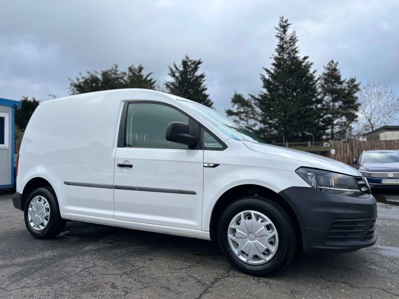 A 2018 VOLKSWAGEN CADDY 2.0TDI C20 STARTLINE P/V 5dr SWB ONE OWNER, 4 SERVICES A 2018 VOLKSWAGEN CADDY 2.0TDI C20 STARTLINE P/V 5dr SWB ONE OWNER, 4 SERVICES
