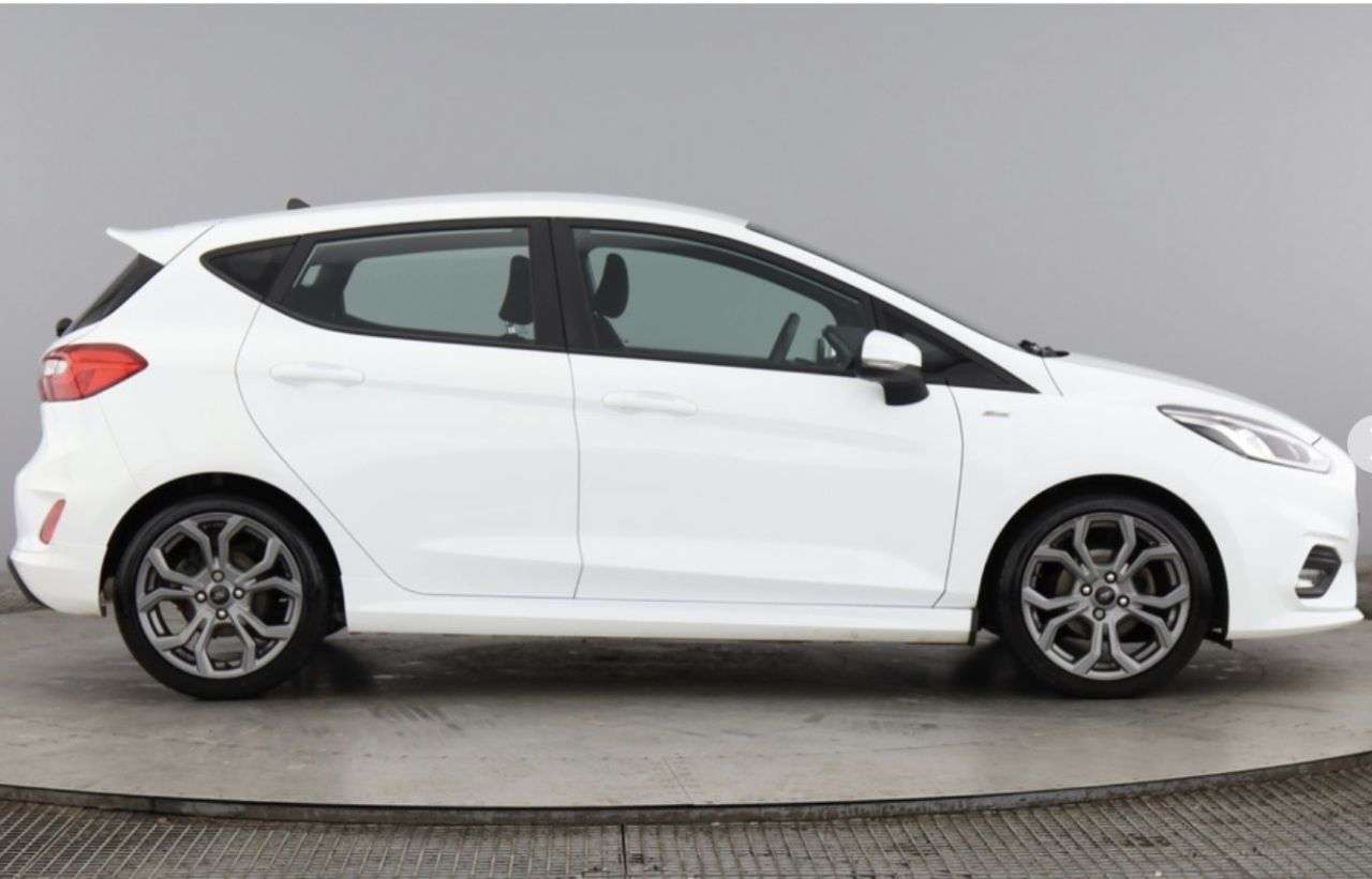 A 2018 FORD FIESTA 1.0T ECOBOOST GPF ST-LINE HATCHBACK 5dr PETROL EURO 6 (s/s) (140 ps) DUE IN A 2018 FORD FIESTA 1.0T ECOBOOST GPF ST-LINE HATCHBACK 5dr PETROL EURO 6 (s/s) (140 ps) DUE IN