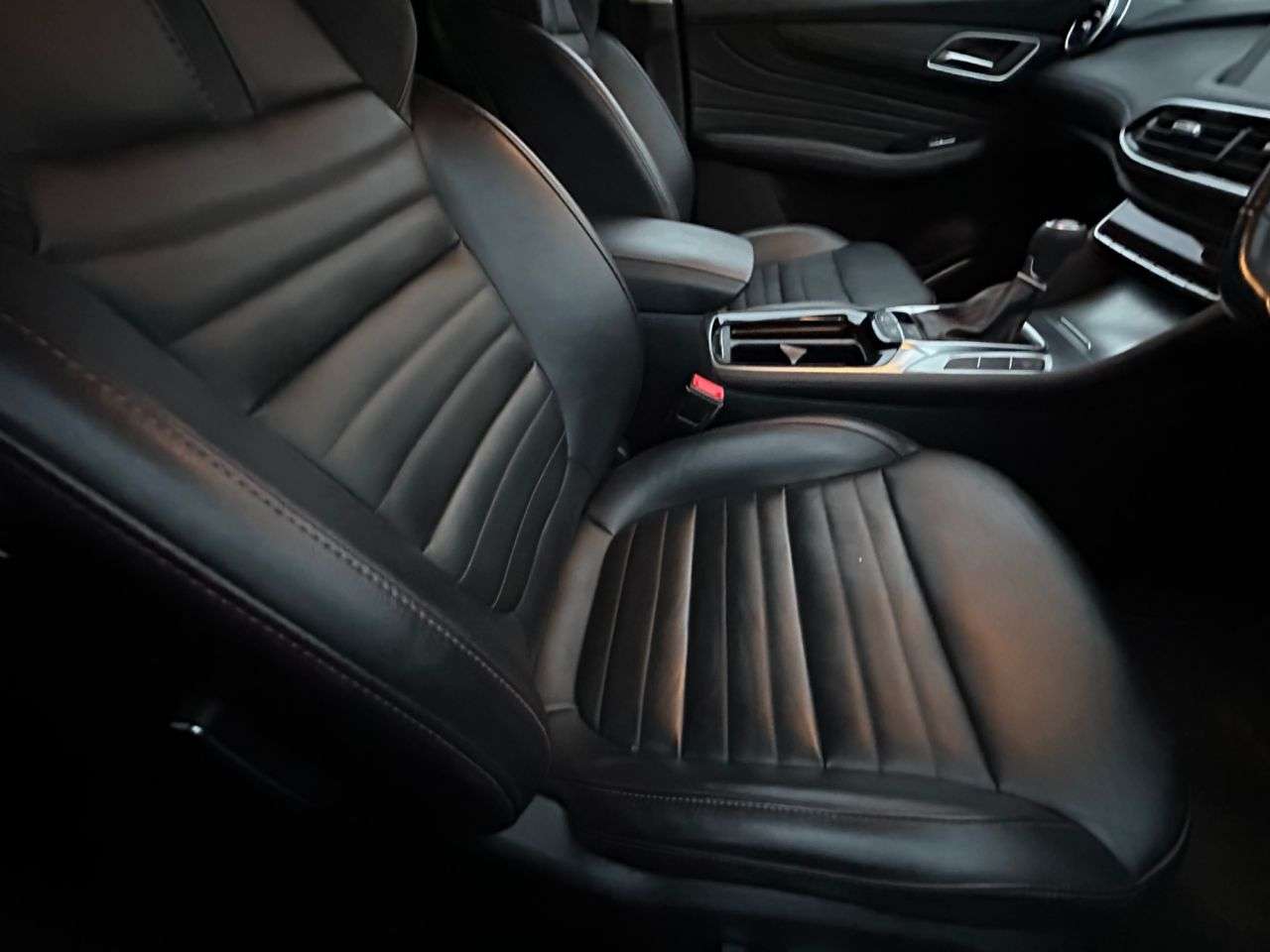 2023 MG MG HS 2023 MG MG HS