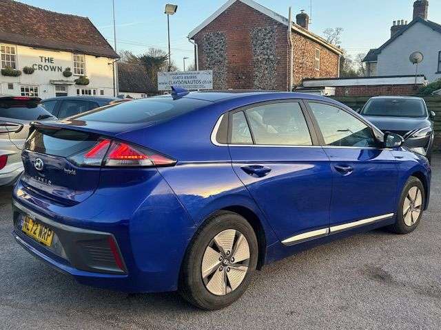 2022 HYUNDAI IONIQ 2022 HYUNDAI IONIQ