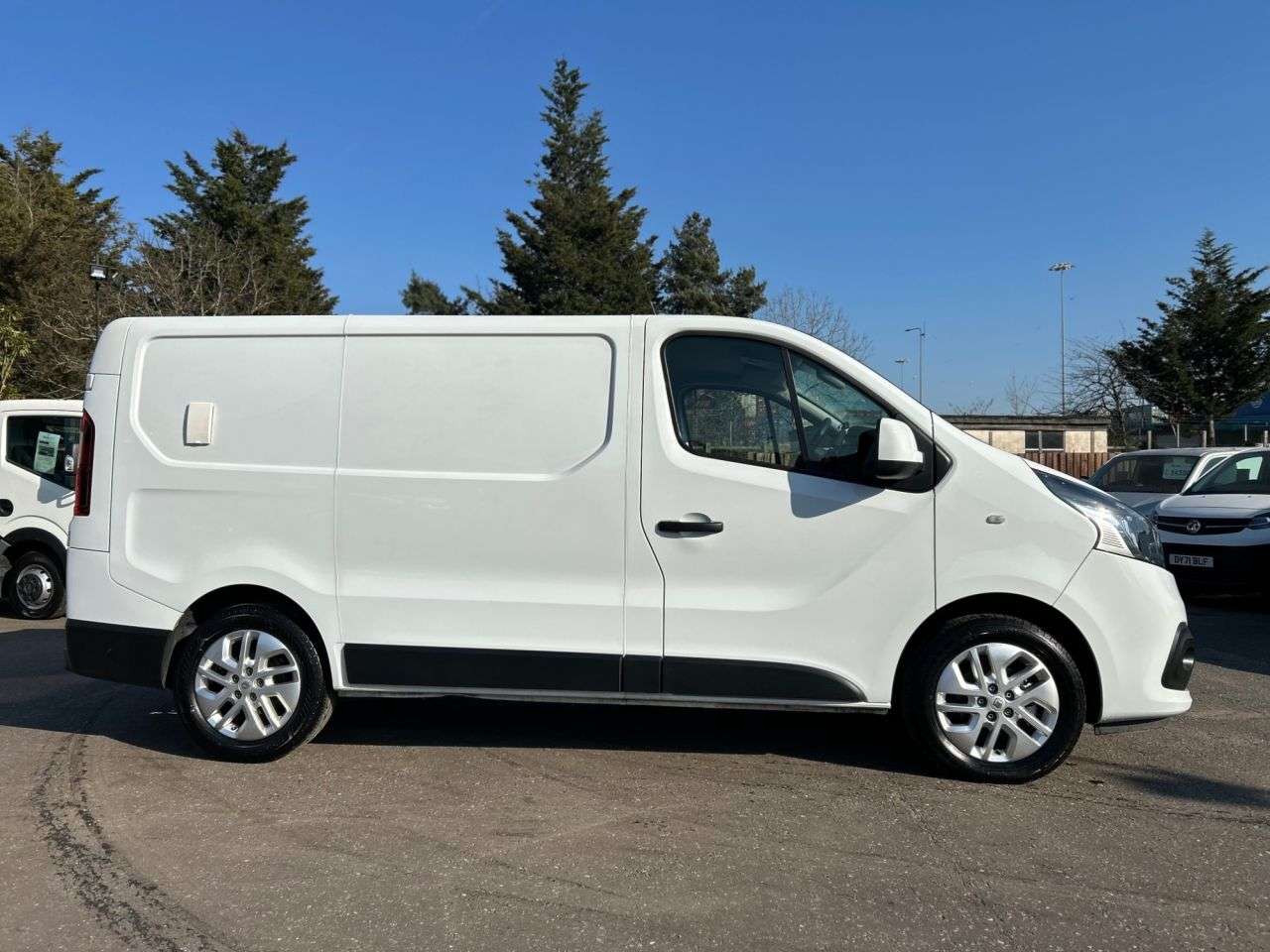 2019 RENAULT TRAFIC 2019 RENAULT TRAFIC